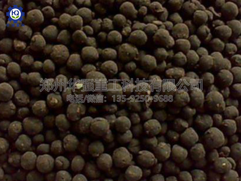 有機(jī)肥設(shè)備系列之半濕物料粉碎機(jī)